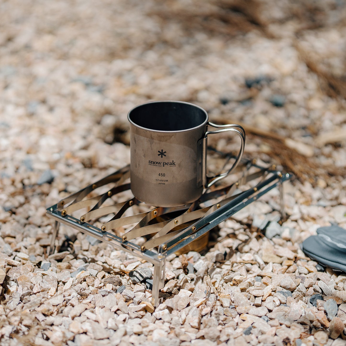 Gooutspringhill Lightweight Folding Camping Table